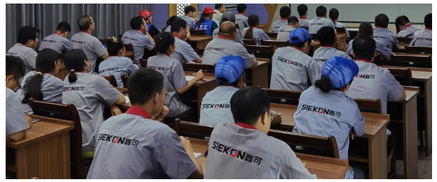 1730769137836429.png screenshot_2024-11-05_09-08-49.png